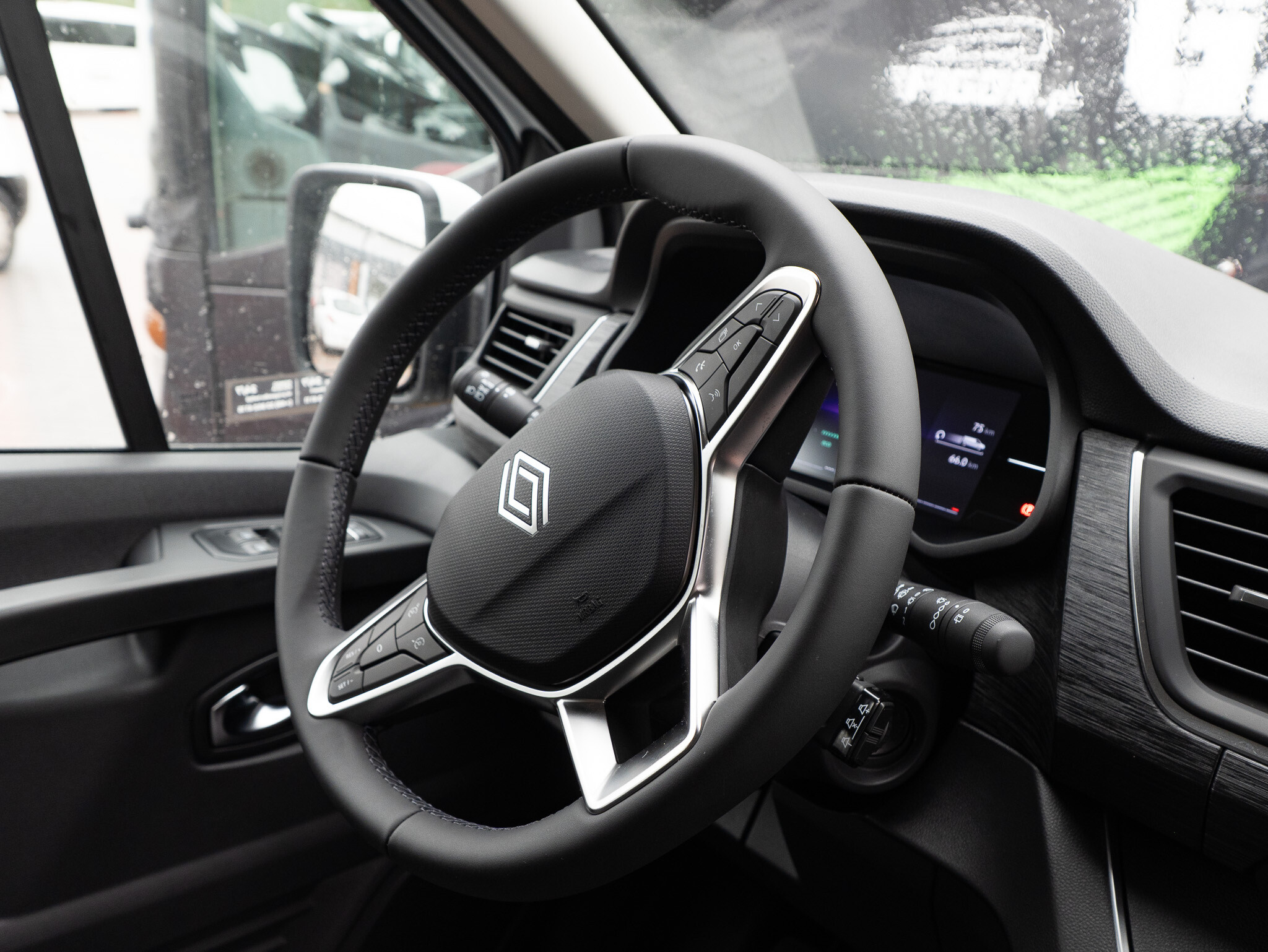 Wnętrze busa – komfortowe fotele